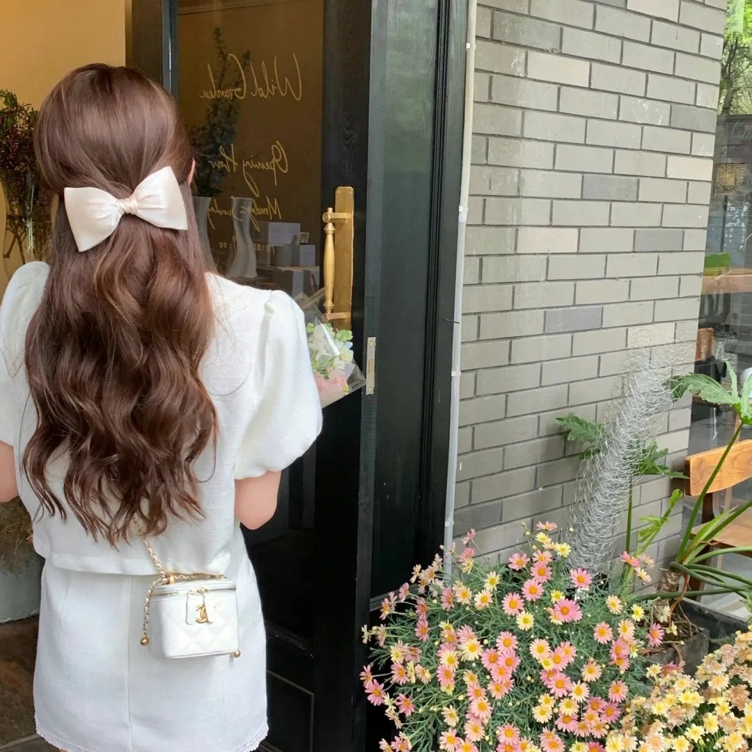 少年花草黄